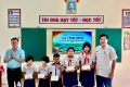 Vĩnh Bình trao 10 suất học bổng cho học sinh khó khăn