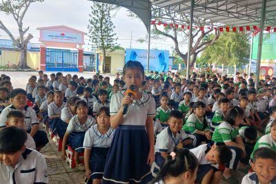 SINH HOẠT DƯỚI CỜ – HOẠT ĐỘNG TRẢI NGHIỆM TUẦN 12